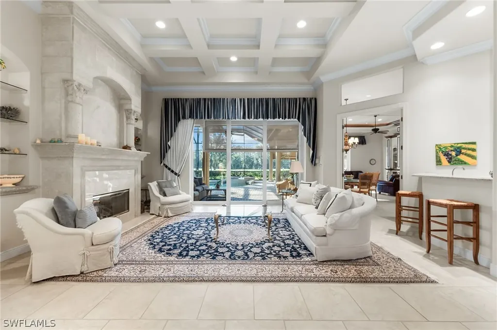 7615 Palmer Court Naples FL 34113