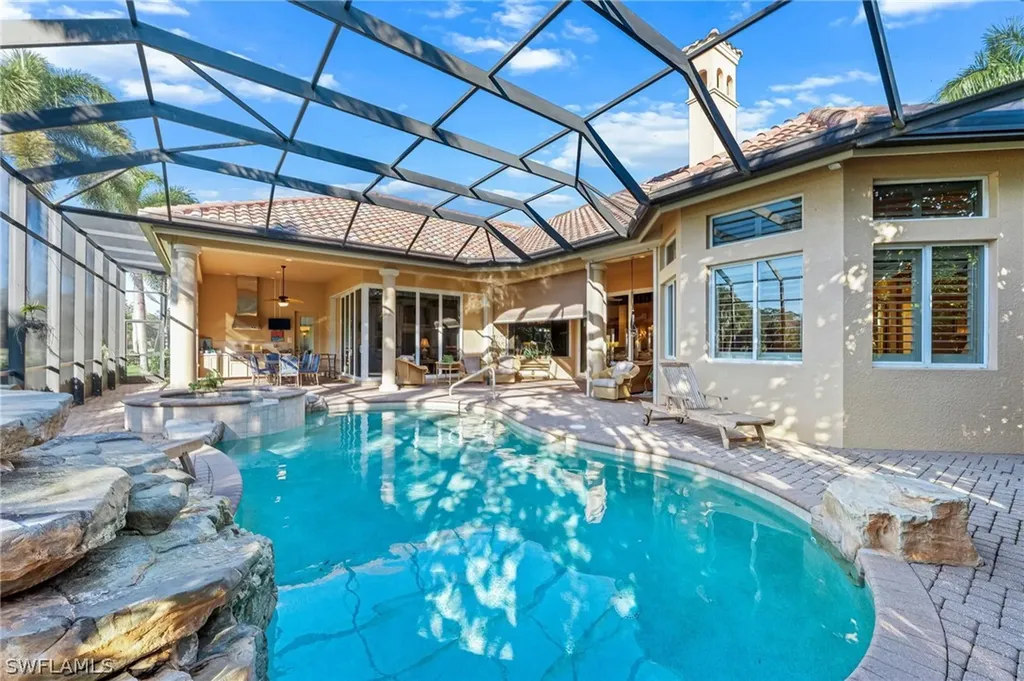 7615 Palmer Court Naples FL 34113
