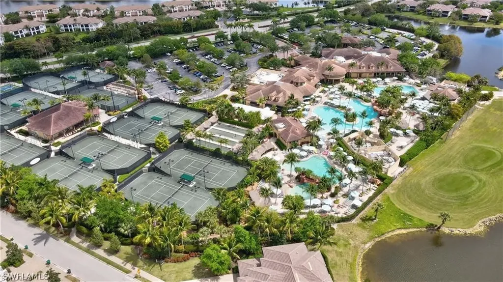 7615 Palmer Court Naples FL 34113