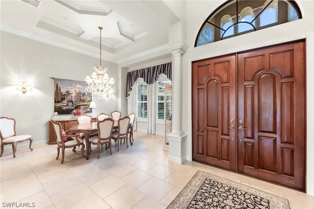 7615 Palmer Court Naples FL 34113