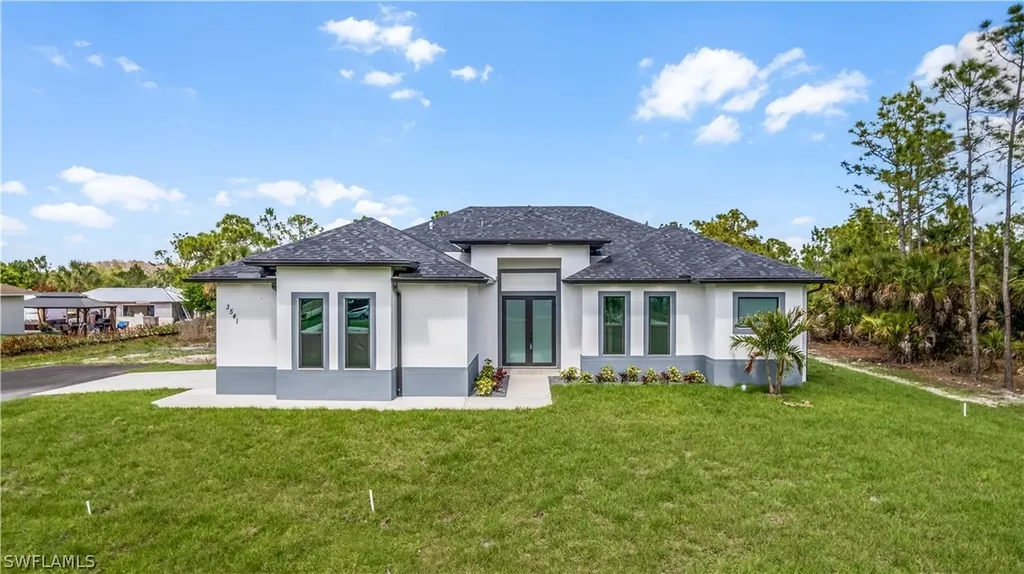 3541 20th Avenue NE Naples FL 34120