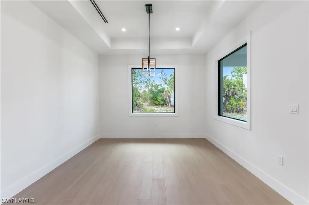 3541 20th Avenue NE Naples FL 34120