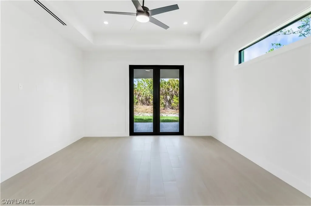 3541 20th Avenue NE Naples FL 34120