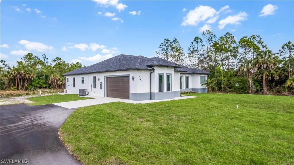 3541 20th Avenue NE Naples FL 34120