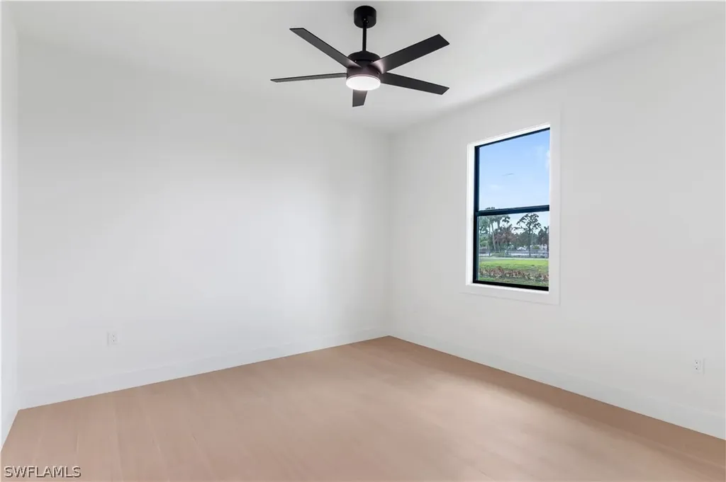 3541 20th Avenue NE Naples FL 34120
