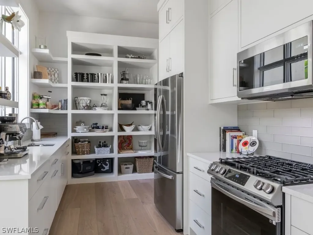 6199 Highcroft Drive Naples FL 34119