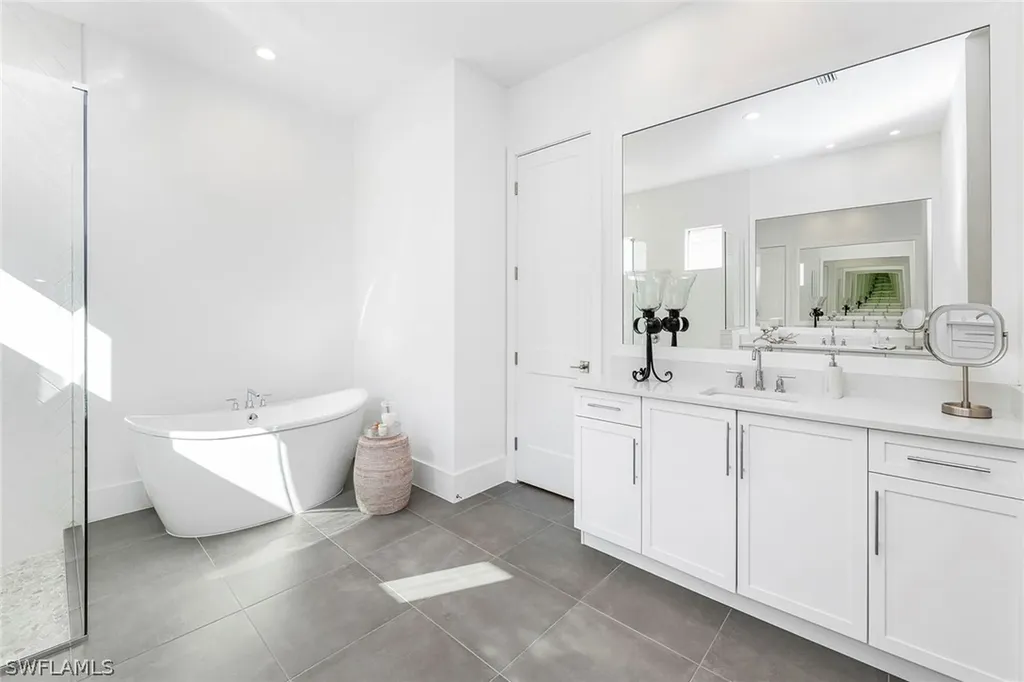 14194 Galley Court Naples FL 34114