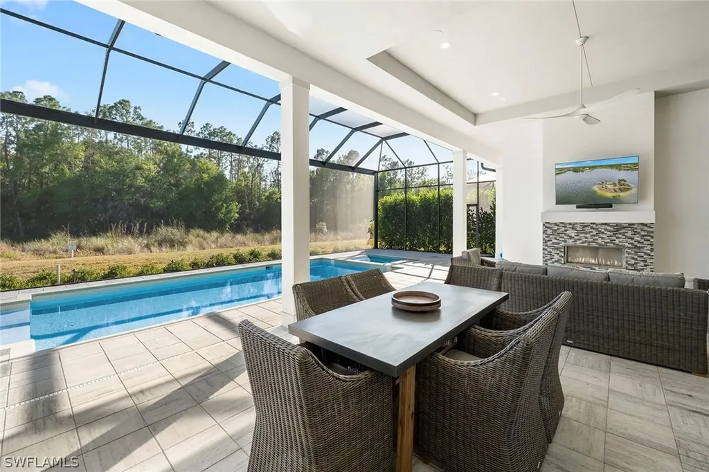14194 Galley Court Naples FL 34114