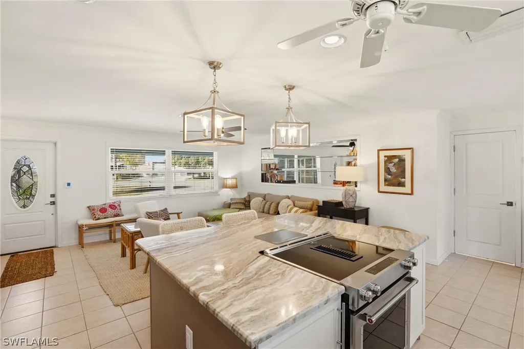 1159 Holiday Lane E Naples FL 34104