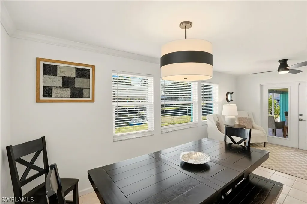1159 Holiday Lane E Naples FL 34104