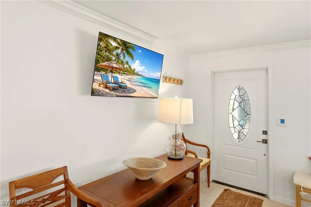 1159 Holiday Lane E Naples FL 34104