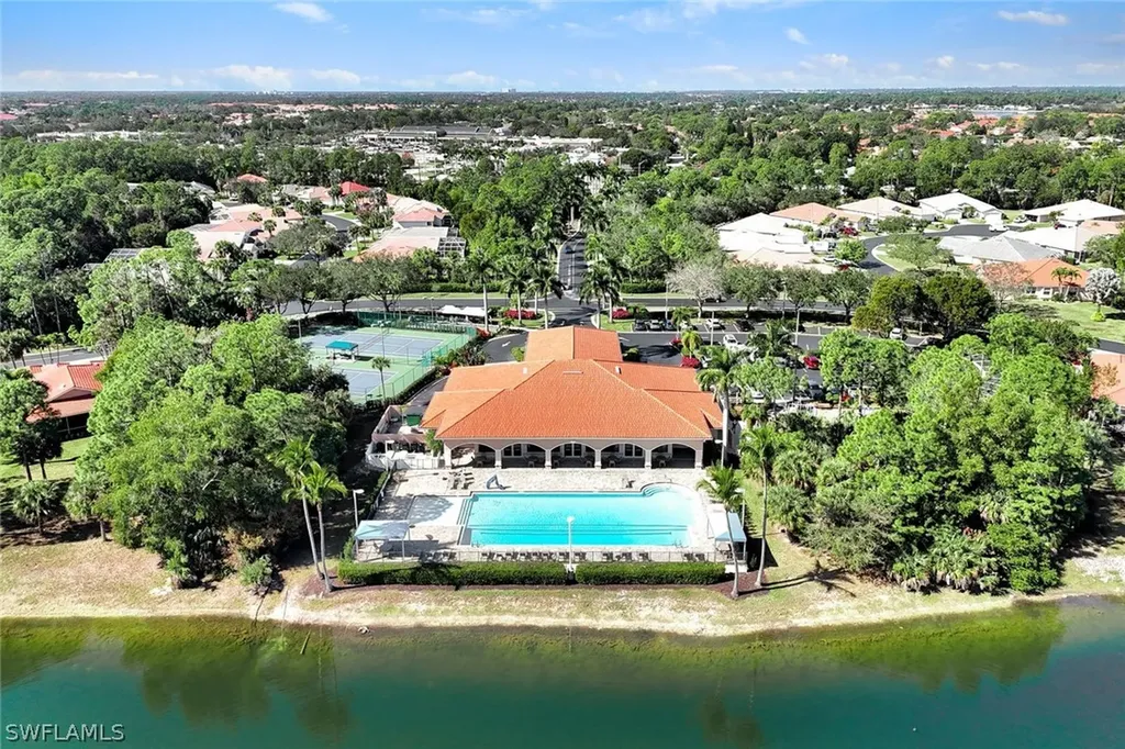 7488 Berkshire Pines Drive Naples FL 34104