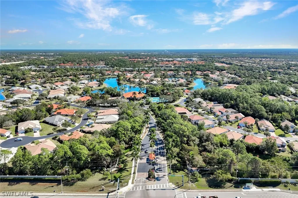 7488 Berkshire Pines Drive Naples FL 34104