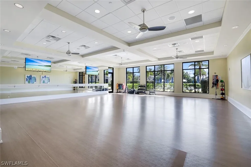 7121 Live Oak Drive Naples FL 34114