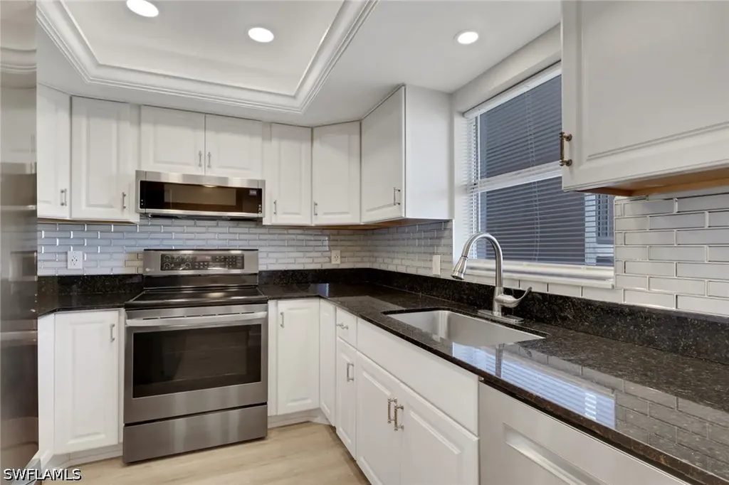 5499 Rattlesnake Hamm Road Naples FL 34113