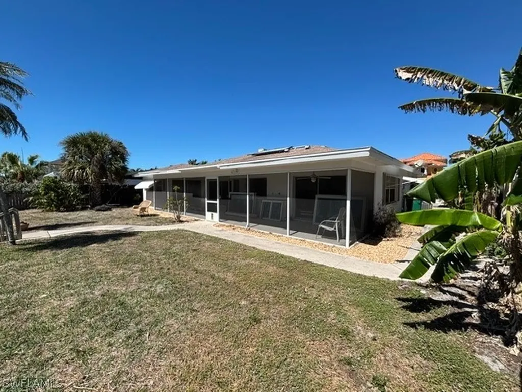 452 Seabee Avenue Naples FL 34108