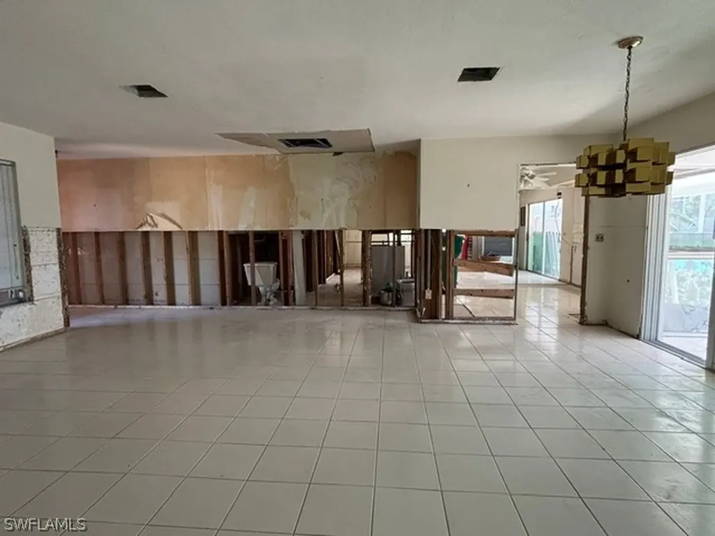 452 Seabee Avenue Naples FL 34108