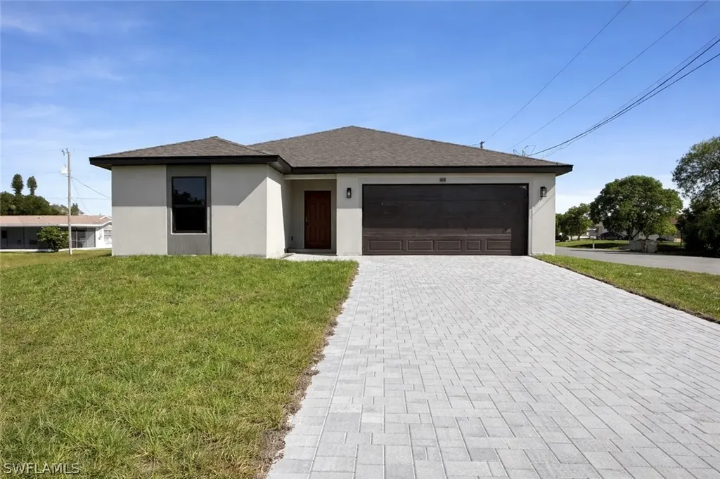 2709 22nd Street SW Lehigh Acres FL 33976