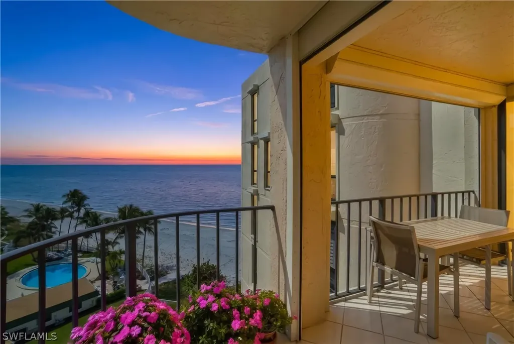 3115 Gulf Shore Boulevard N Naples FL 34103