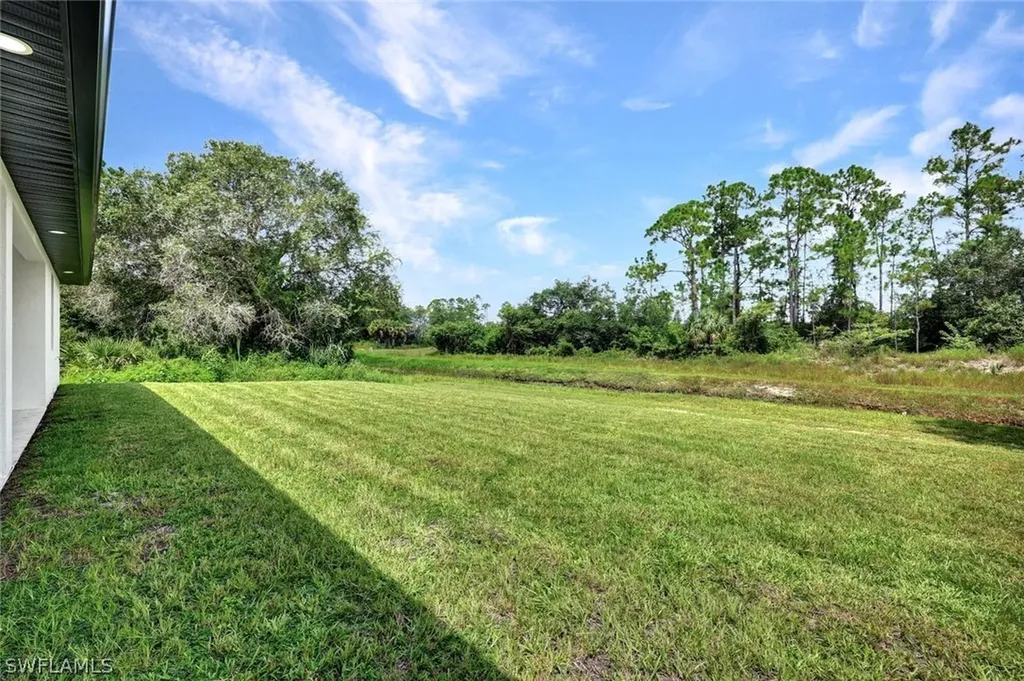 1137 Rahway Street E Lehigh Acres FL 33974