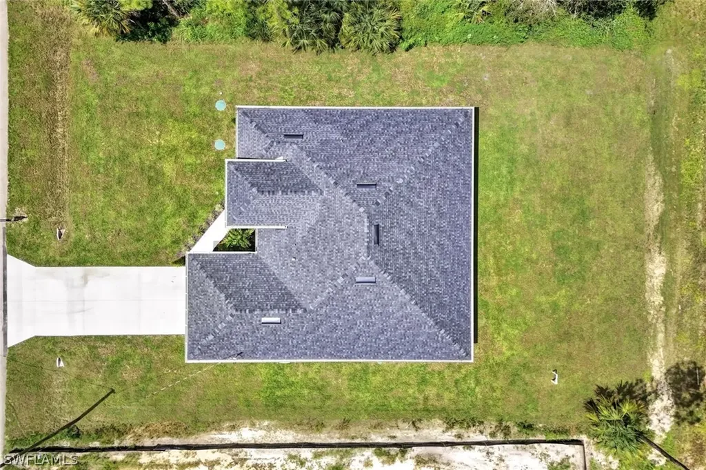 1137 Rahway Street E Lehigh Acres FL 33974