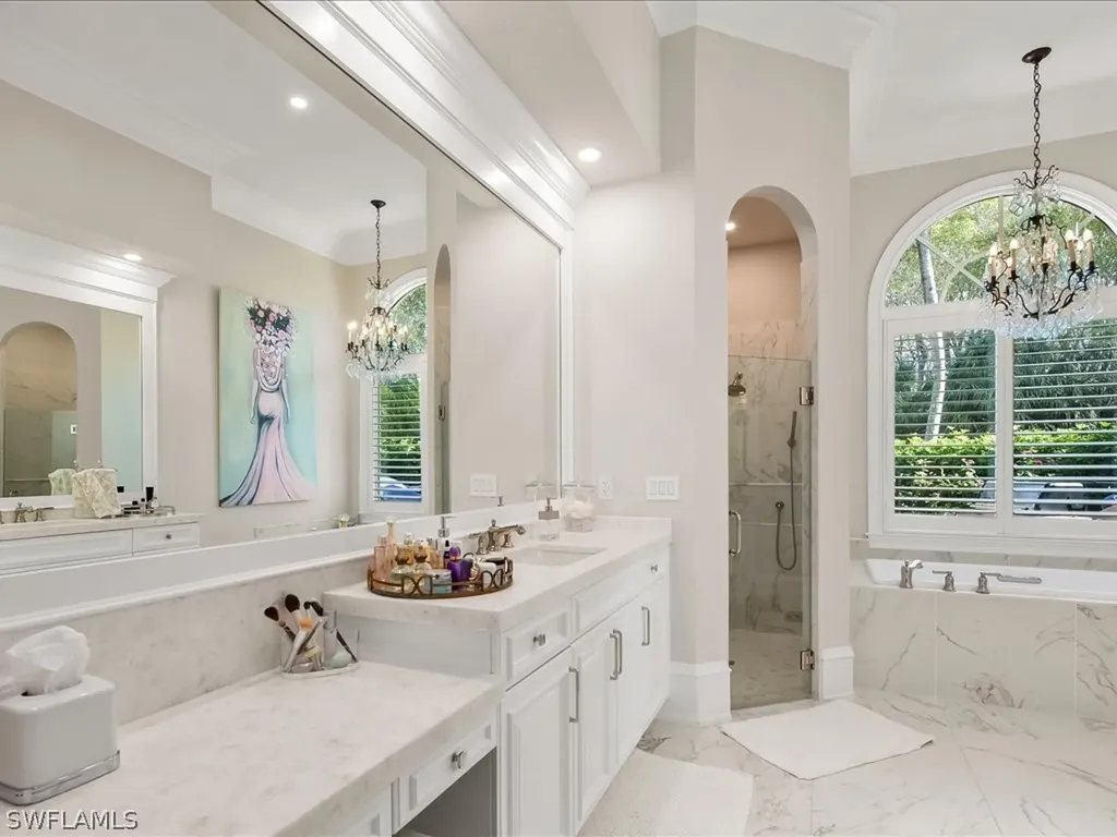 2822 Capistrano Way Naples FL 34105