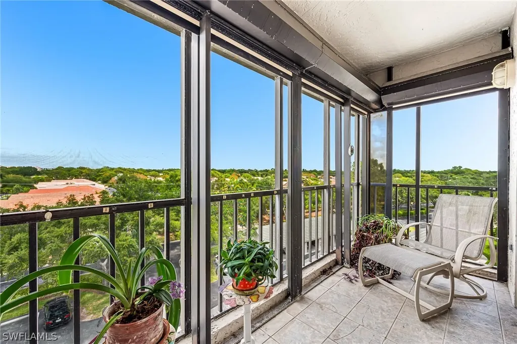 900 Arbor Lake Drive Naples FL 34110