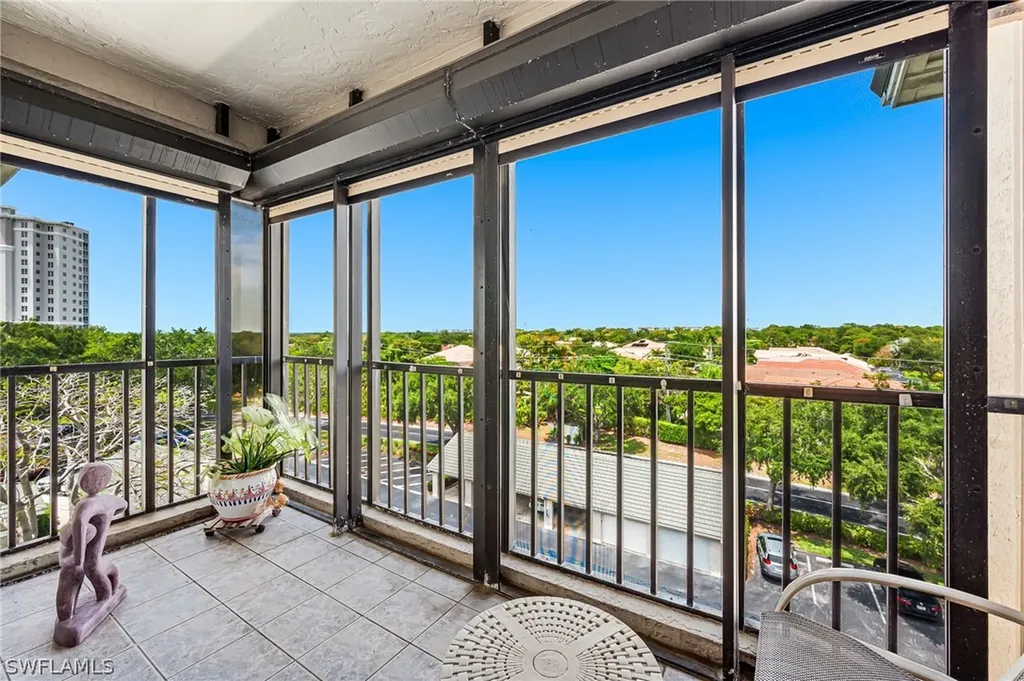 900 Arbor Lake Drive Naples FL 34110