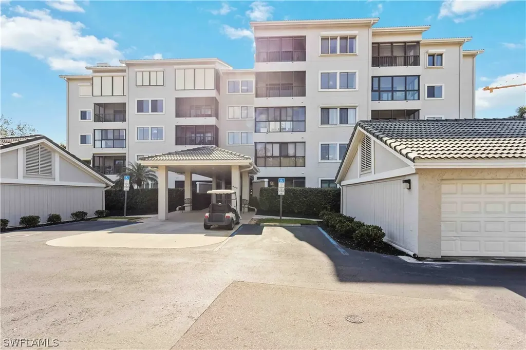 900 Arbor Lake Drive Naples FL 34110