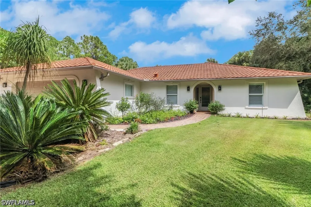 730 5th Street NW Naples FL 34120