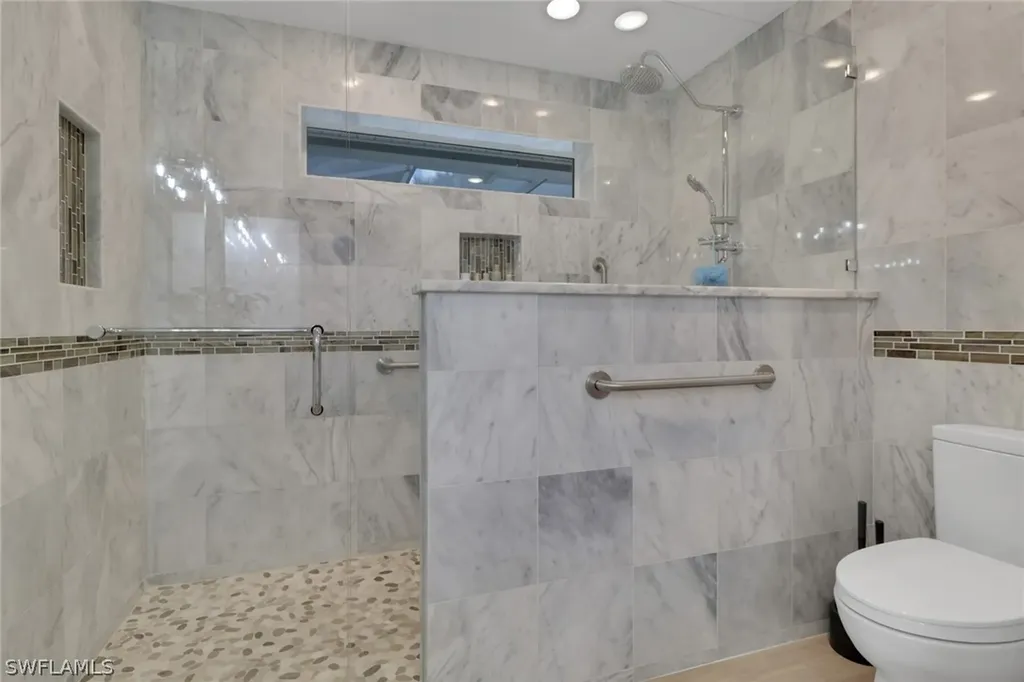 730 5th Street NW Naples FL 34120