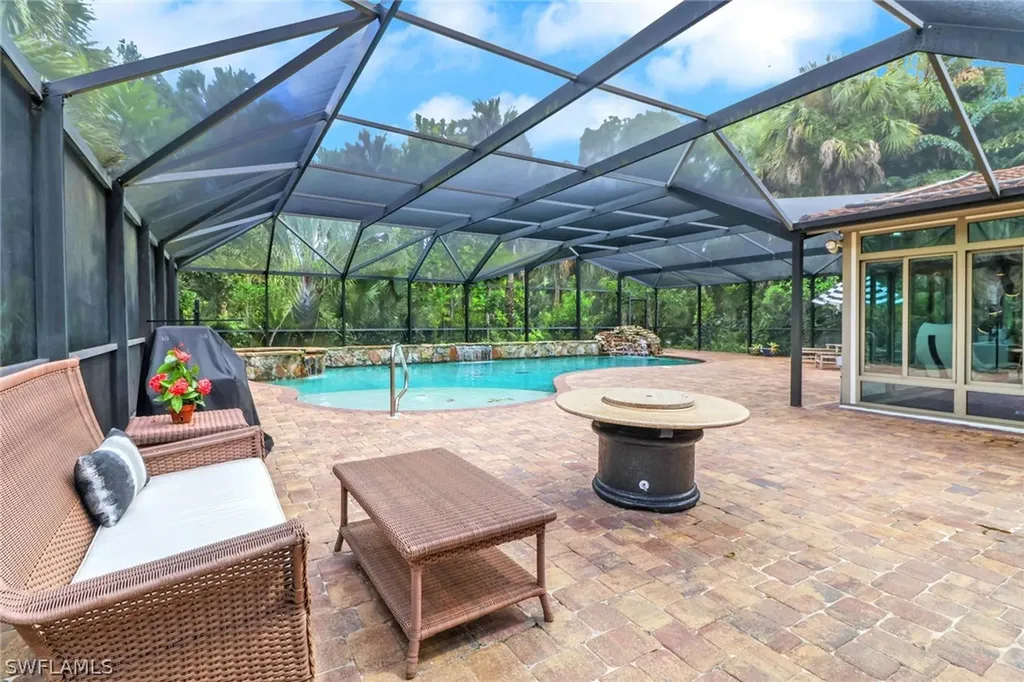 730 5th Street NW Naples FL 34120