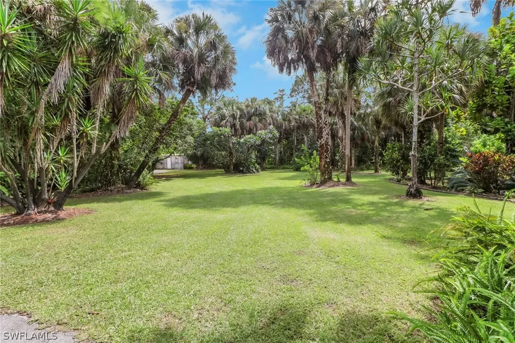 730 5th Street NW Naples FL 34120