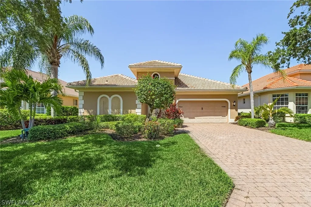 6753 Bent Grass Drive Naples FL 34113