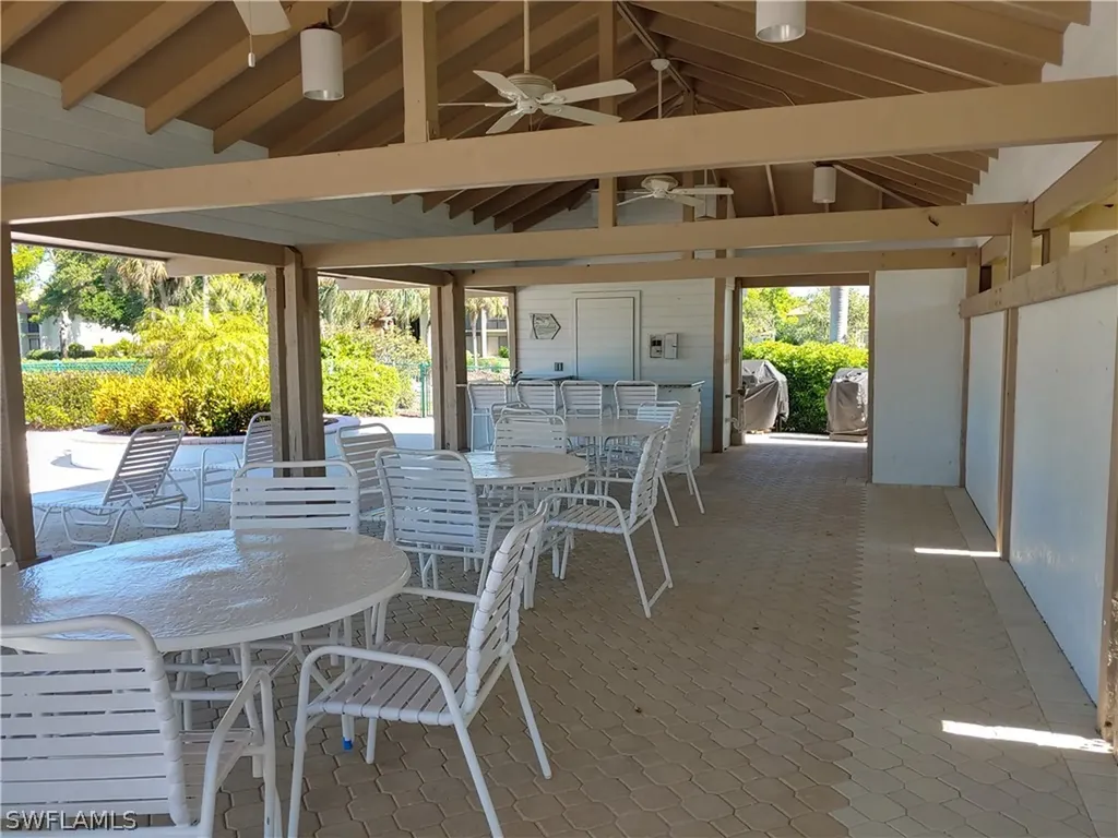 525 Lake Louise Circle Naples FL 34110