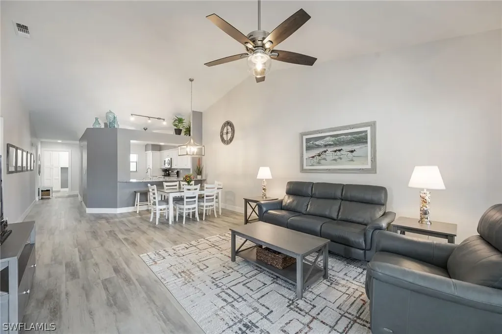 525 Lake Louise Circle Naples FL 34110