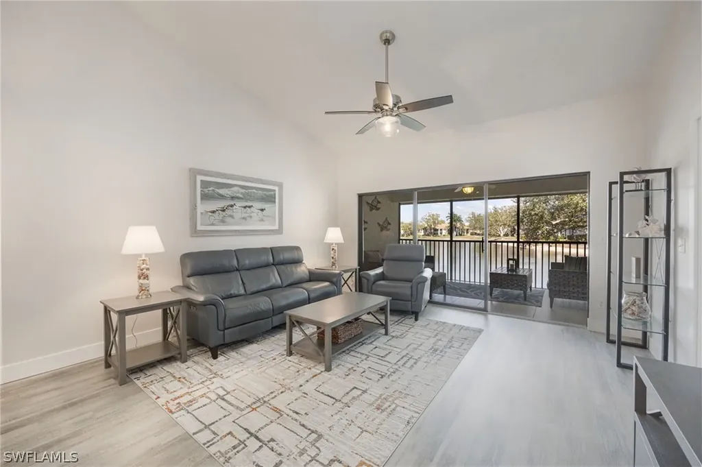 525 Lake Louise Circle Naples FL 34110
