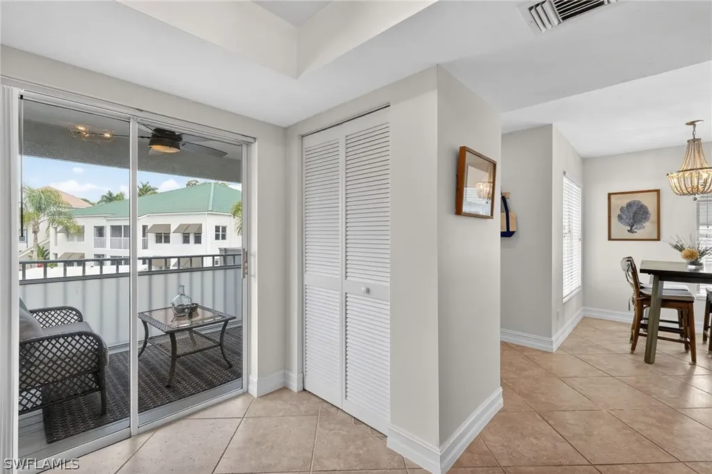 523 Club Side Drive Naples FL 34110
