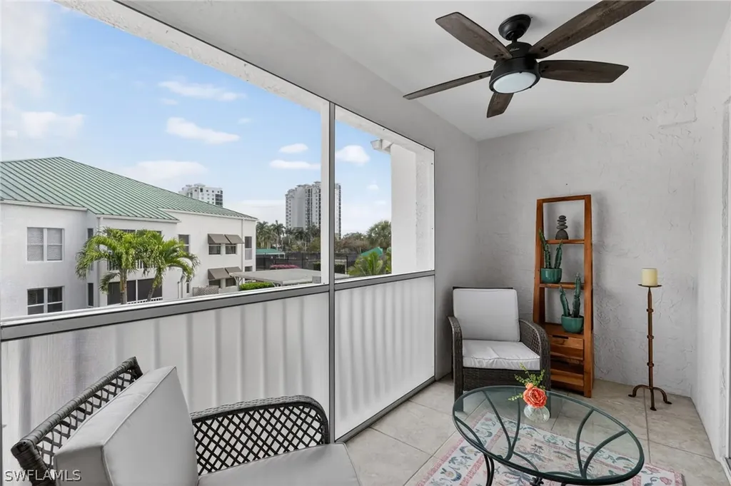 523 Club Side Drive Naples FL 34110