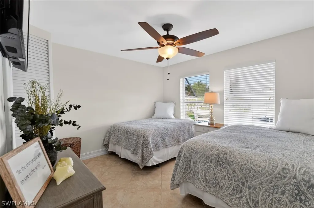 523 Club Side Drive Naples FL 34110