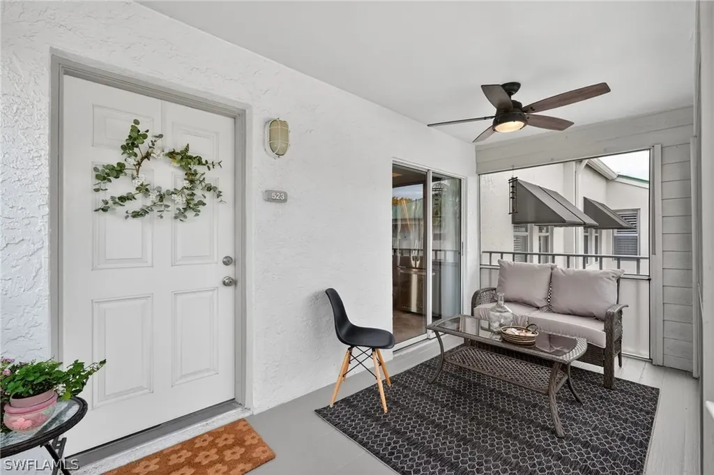 523 Club Side Drive Naples FL 34110