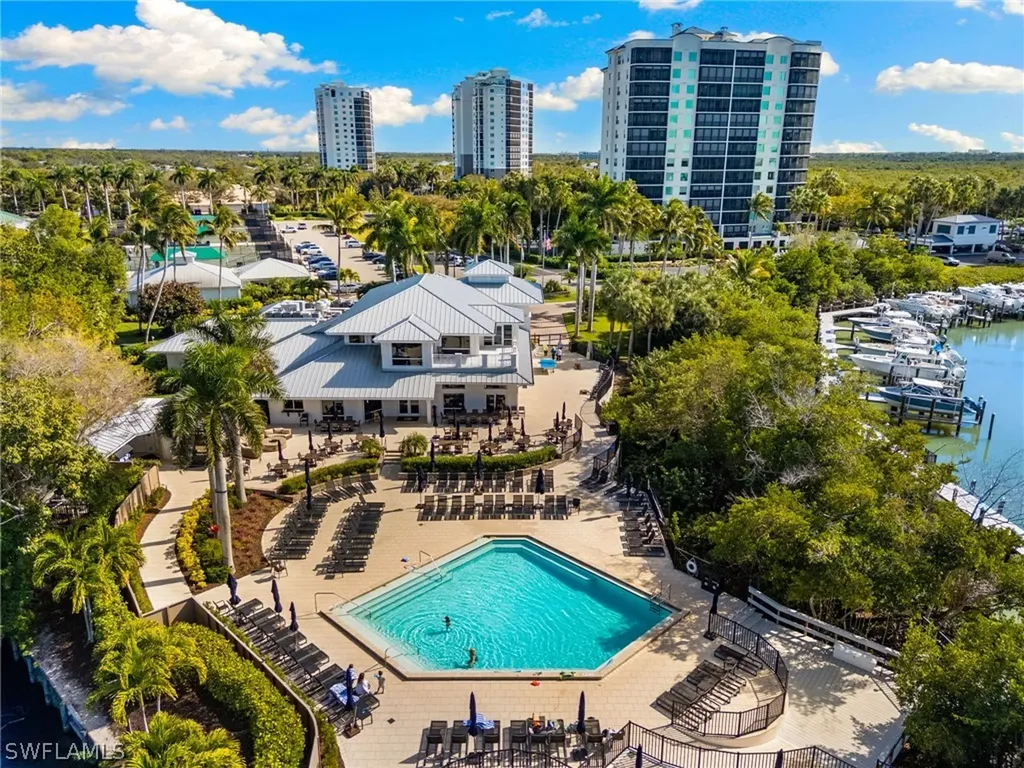 523 Club Side Drive Naples FL 34110