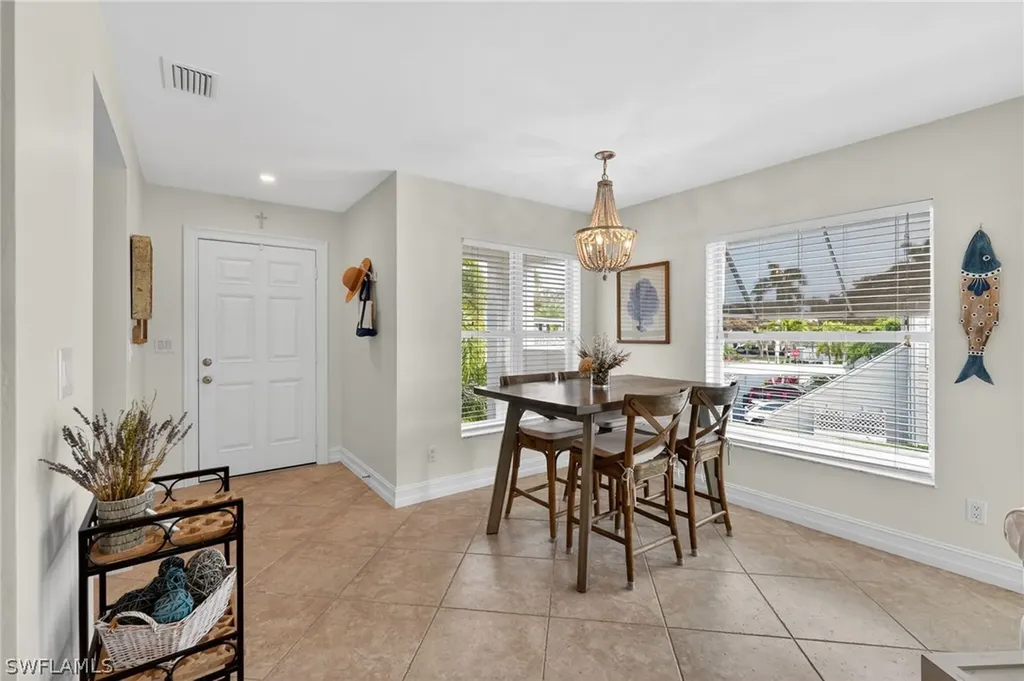 523 Club Side Drive Naples FL 34110