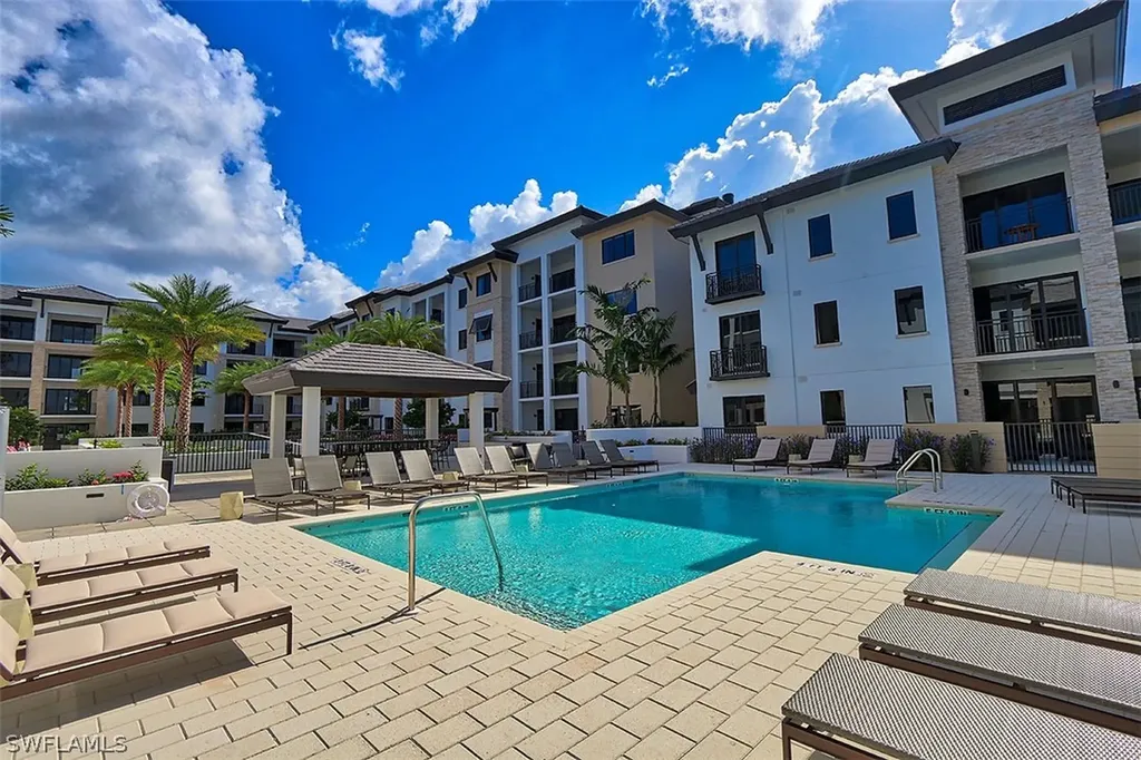 1135 3rd Avenue S Naples FL 34102