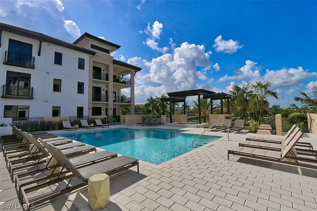 1135 3rd Avenue S Naples FL 34102