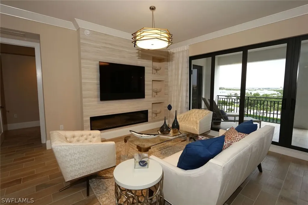 1135 3rd Avenue S Naples FL 34102