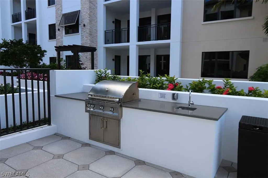 1135 3rd Avenue S Naples FL 34102