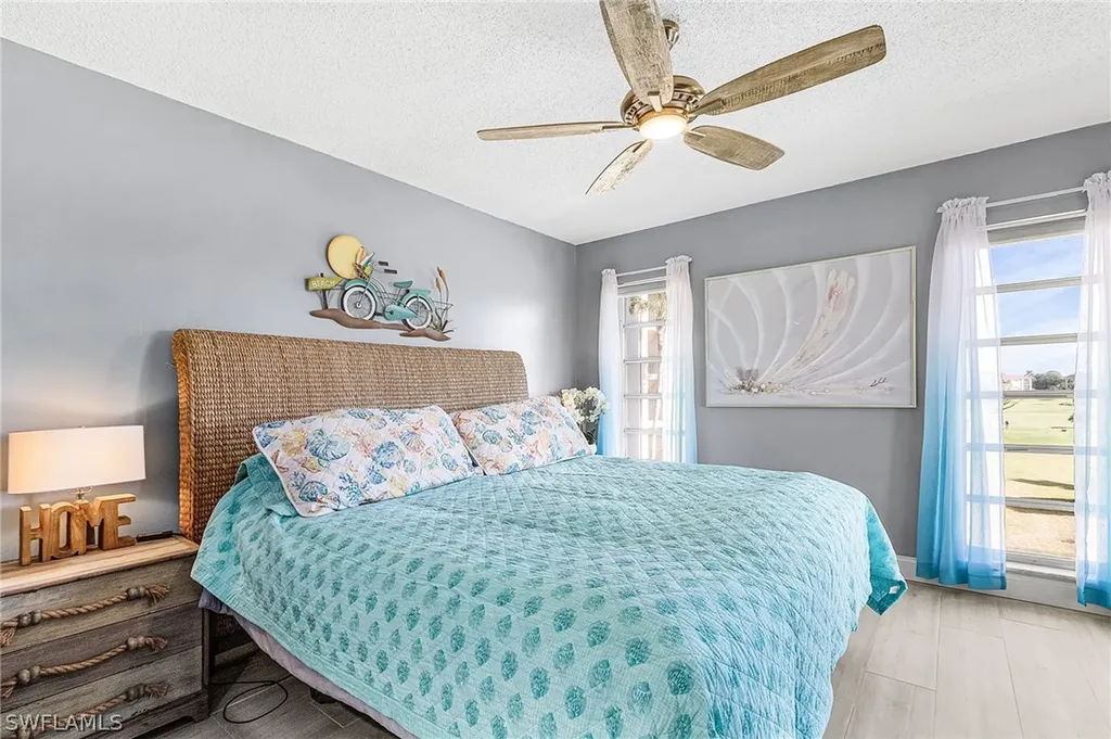 53 High Point Circle W Naples FL 34103