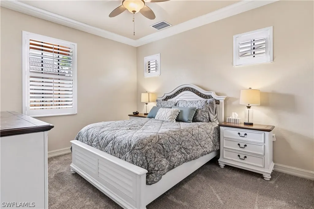 9118 Chula Vista Street Naples FL 34113