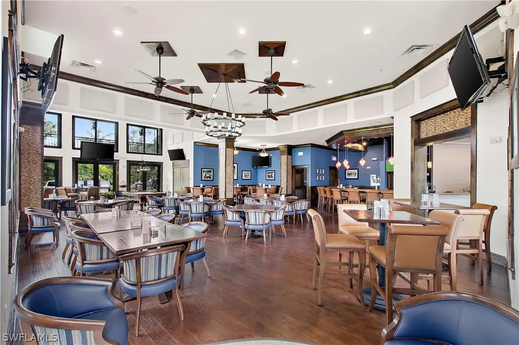 9118 Chula Vista Street Naples FL 34113